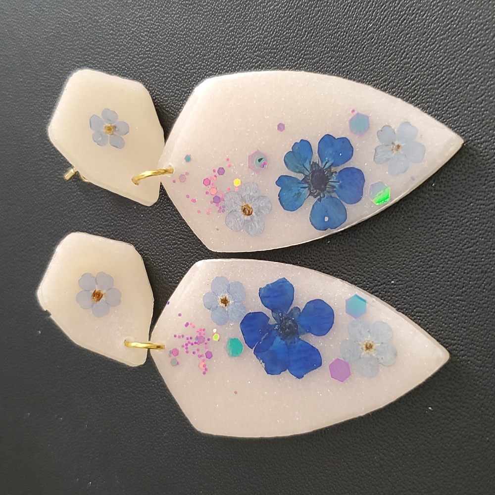 Hand-made Hand Crafted Floral Vibes Resin Earrings New
